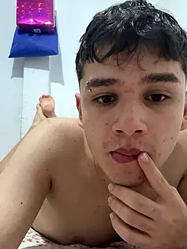 Andytow online show from April 22, 2:25 am