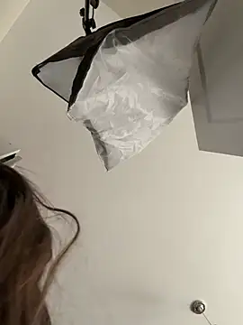 clarabarness15 online show from March 5, 6:53 am