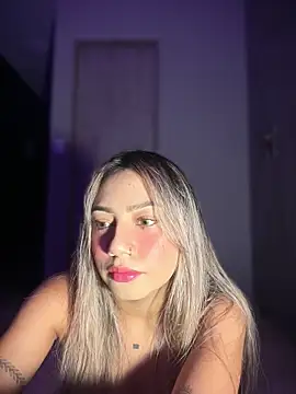 Dulce Sofi  online show from March 17, 9:51 pm