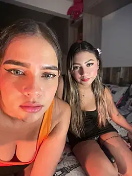 Dulce Sofi  online show from May 21, 10:39 pm