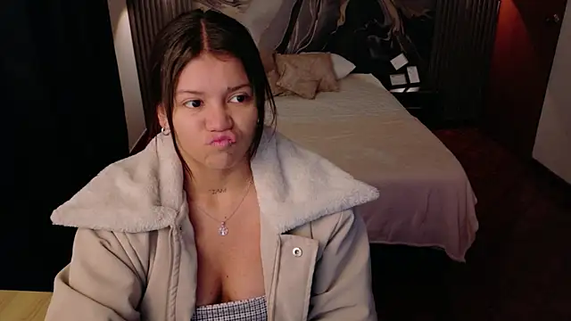 Alessia Monroe  online show from February 24, 1:42 pm