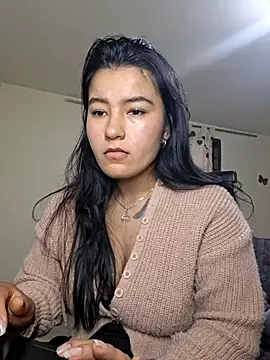 Miiia a online show from April 28, 6:57 pm