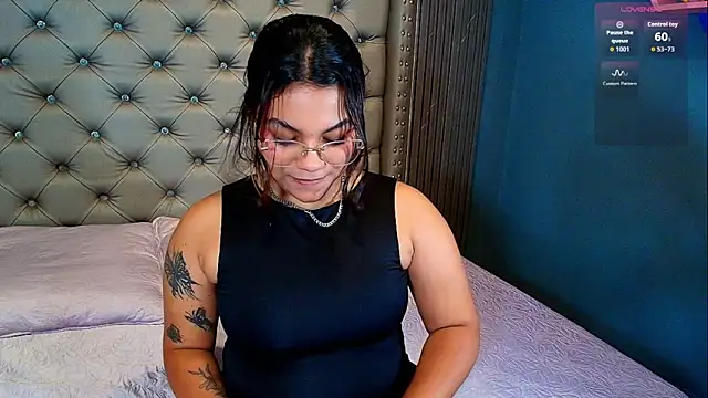 NAOMI cute  online show from March 19, 6:01 pm