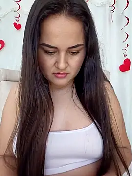 yissela92 online show from February 19, 11:50 am