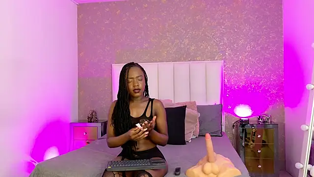 AmyRider  online show from June 20, 3:09 am
