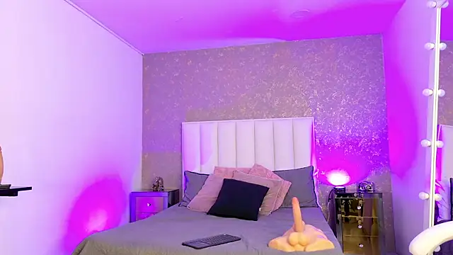 AmyRider  online show from June 25, 3:39 am