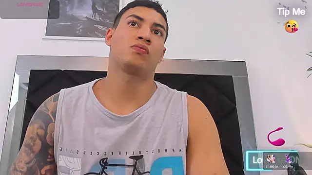 Snapshot of juank_adamx chatting on July 22, 8:00 pm juank adamx online show from July 22, 8:00 pm