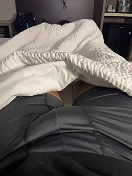 charles23xavier25 online show from February 23, 9:45 pm