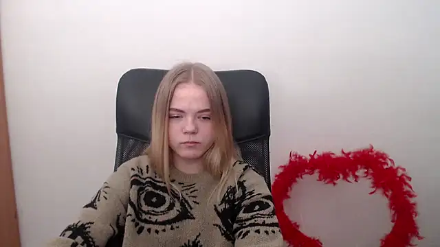 FoxiLana online show from February 23, 8:12 am