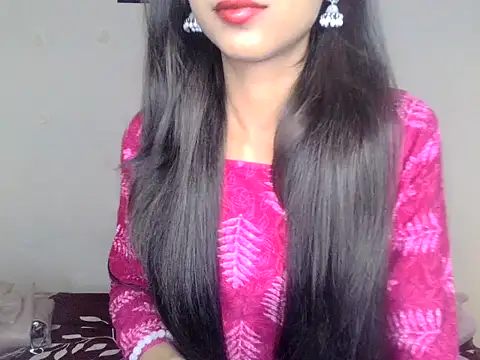 SIKSHA SINGH online show from April 28, 7:08 pm