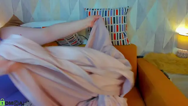 MoonlitAdele online show from April 28, 1:04 am