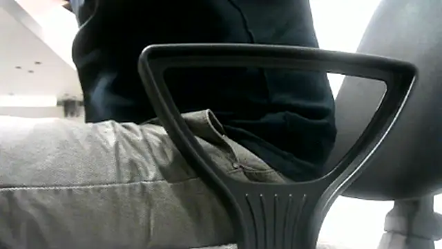 Snapshot of gitano697 chatting on June 26, 10:08 am gitano697 online show from June 26, 10:08 am
