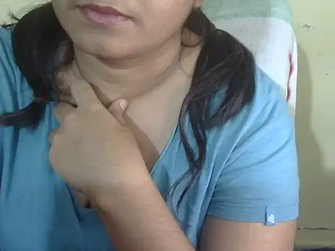 Aniya Hazel online show from March 9, 6:45 pm