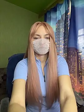 Snapshot of SophieBlackwood chatting on March 27, 8:37 am SophieBlackwood online show from March 27, 8:37 am