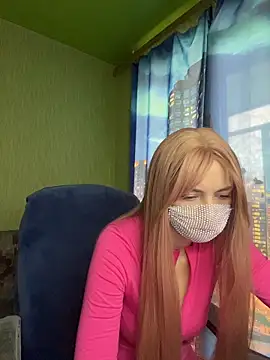 Snapshot of SophieBlackwood chatting on April 3, 8:23 am SophieBlackwood online show from April 3, 8:23 am