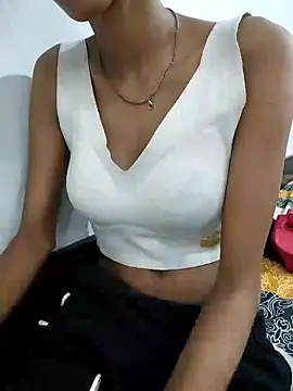 Snapshot of Ms-Pookie chatting on June 14, 4:25 am Ms-Pookie online show from June 14, 4:25 am