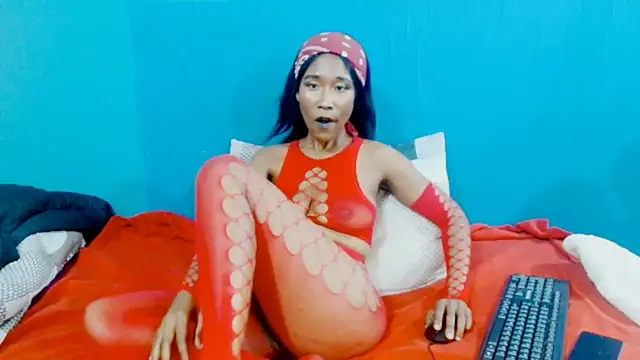 QueenYc online show from March 4, 7:42 pm