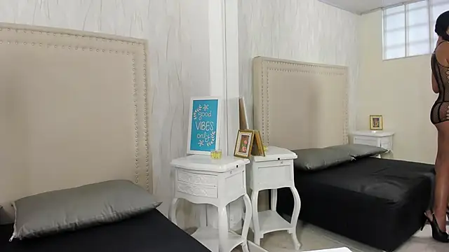Snapshot of FernandaAvilax chatting on May 16, 7:45 pm FernandaAvilax online show from May 16, 7:45 pm