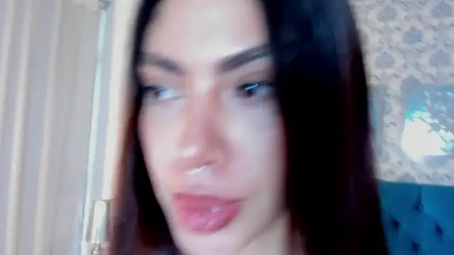 SophiieLaurent online show from March 12, 8:04 pm