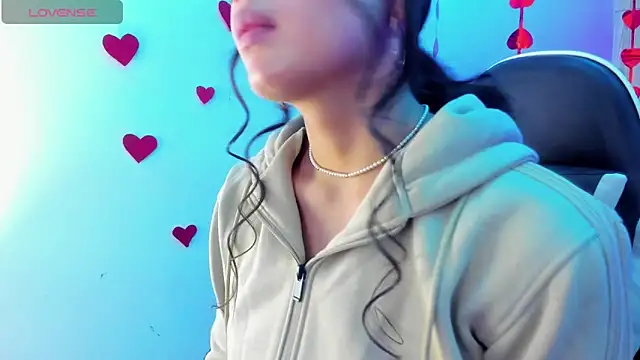 angell cooper8 online show from February 19, 6:37 pm