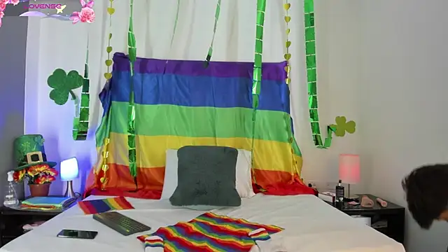 Snapshot of Angel_Lux chatting on March 3, 8:59 pm Angel Lux online show from March 3, 8:59 pm