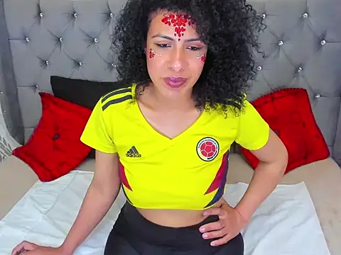 Evaalux online show from March 8, 3:43 am