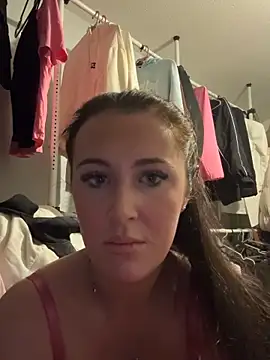 PinkVelvetx online show from February 21, 7:15 pm