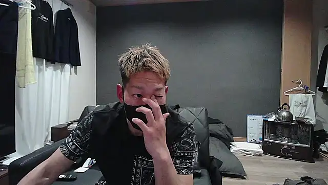 ryuaaaaa online show from March 12, 4:57 pm