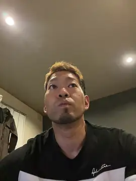 Snapshot of ryuaaaaa chatting on May 27, 1:08 pm ryuaaaaa online show from May 27, 1:08 pm