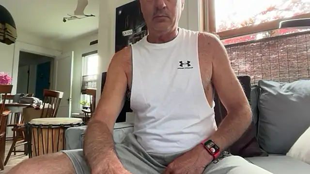 Snapshot of Guy__Grey chatting on June 13, 11:30 am Guy Grey online show from June 13, 11:30 am