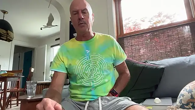 Snapshot of Guy__Grey chatting on July 7, 2:43 pm Guy Grey online show from July 7, 2:43 pm