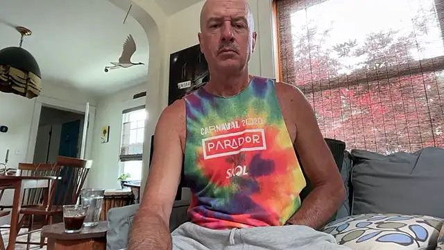 Snapshot of Guy__Grey chatting on July 14, 4:56 pm Guy Grey online show from July 14, 4:56 pm