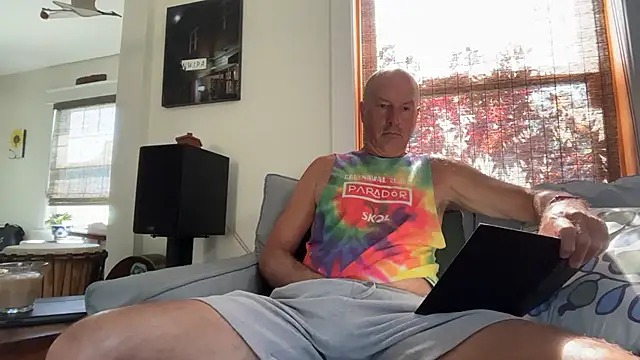 Snapshot of Guy__Grey chatting on July 16, 1:39 pm Guy Grey online show from July 16, 1:39 pm