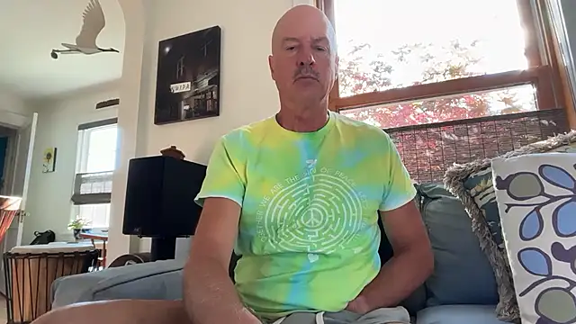 Snapshot of Guy__Grey chatting on July 26, 12:01 pm Guy Grey online show from July 26, 12:01 pm