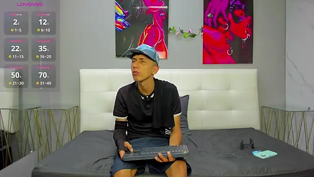 ahsly78Bryan online show from June 3, 8:03 pm