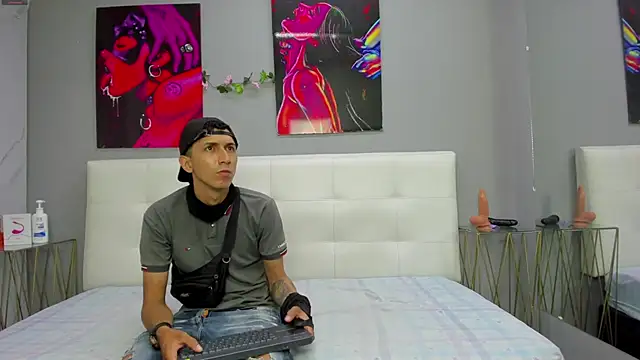 ahsly78Bryan online show from June 8, 8:20 pm