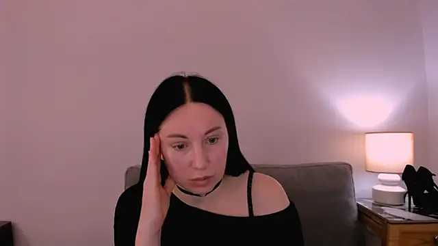 MiaFair online show from March 9, 4:22 pm