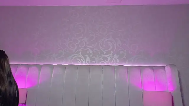 Emily  Stef online show from July 1, 11:56 am