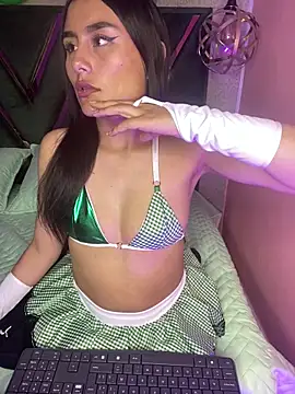 valeria pink18 online show from March 18, 4:37 am