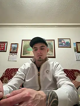 Snapshot of Carles1510 chatting on February 25, 5:22 pm Carles1510 online show from February 25, 5:22 pm