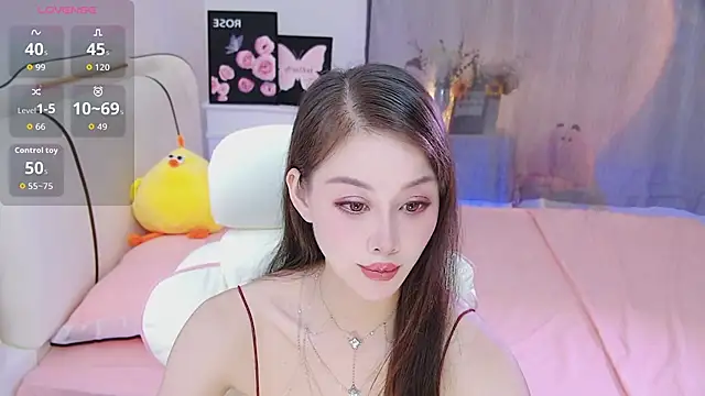 Snapshot of Luckmia333 chatting on May 13, 3:20 pm Luckmia333 online show from May 13, 3:20 pm