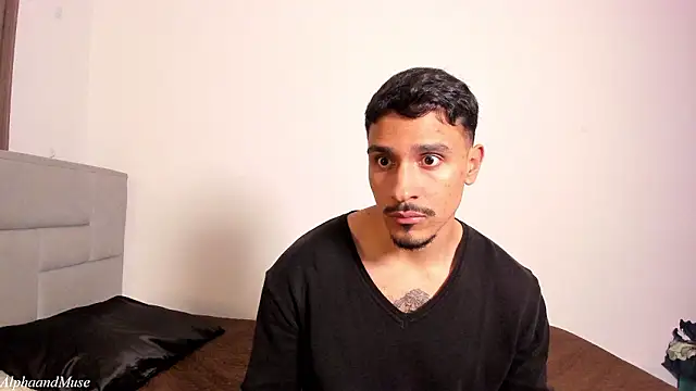 alphaandmuse online show from March 13, 1:34 am