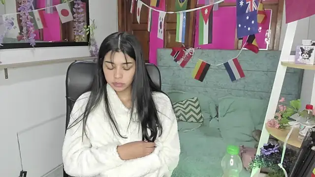 Snapshot of Aysha_winxs chatting on July 7, 6:47 am Aysha winxs online show from July 7, 6:47 am