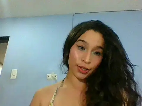 scarlettscottx  online show from April 7, 1:17 am