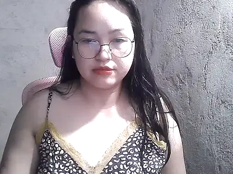 wildchinita00 online show from July 25, 9:34 pm