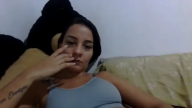 Snapshot of yesica2507 chatting on June 15, 9:39 pm yesica2507 online show from June 15, 9:39 pm