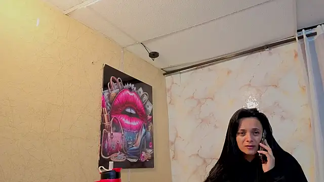 QueenSallyDesire online show from May 4, 2:40 am