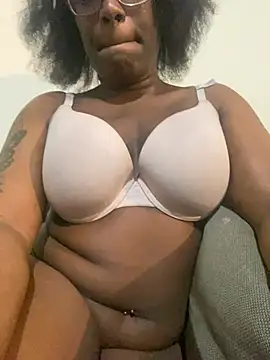 Sinfulwaterfalls online show from May 12, 3:03 am