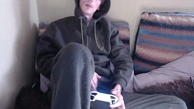 Snapshot of Samuel_Skywalker chatting on May 6, 10:42 am Samuel Skywalker online show from May 6, 10:42 am