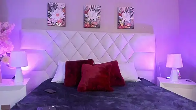 Bianca Monroe  online show from May 11, 8:28 pm
